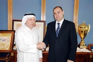 دعبدالله الفهيد مستقبلا السفير فادي شارشوغليان
