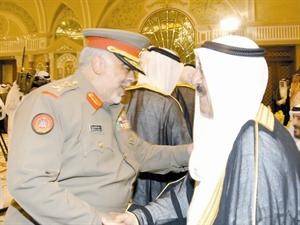الفريق الشيخ احمد الخالد يبارك بالشهر الفضيل