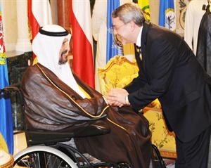 السفير العراقي محمد حسين بحر العلوم مباركا
