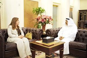 الرئيس جاسم الخرافي اثناء استقباله دحنان حمدان﻿