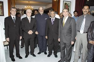سفراء لبنان وسورية وجنوب افريقيا والبوسنة في حفل افطار السفير الهندي
﻿