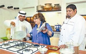 مهارات الفنانين.. «سفرة خليجية»