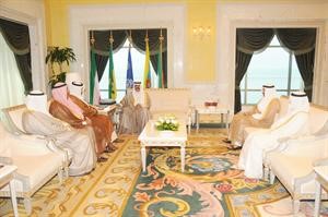 سمو ولي العهد مستقبلا الشيخ جابر المبارك والشيخ جابر الخالد والشيخ دمحمد الصباح والشيخ احمد العبدالله وروضان الروضان﻿