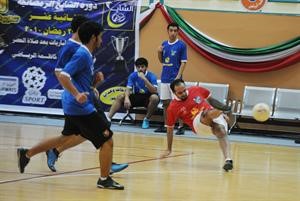 محمد السعيد يقود احدى هجمات فريق حبيب﻿
