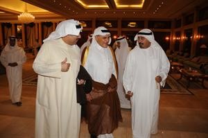حديث بين الشيخ دمحمد الصباح وصاحب السمو الملكي الامير تركي الفيصل والسفير الشيخ حمد جابر العلي