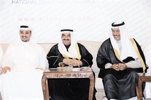 سمو رئيس الوزراء الشيخ ناصر المحمد والنائب الاول ووزير الدفاع الشيخ جابر المبارك وخالد الفضالة