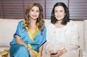 دابتهال الخطيب واحدى الحاضرات في الغبقة