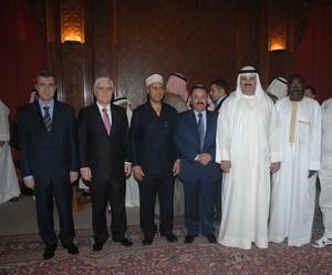 الشيخ فهد السالم متوسطا سفراء السنغال والاردن والصومال وسورية ولبنان