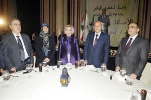 رئيس مجلس النواب اللبناني نبيه بري وعقيلته في حفل الافطار السنوي الذي اقامته واحة الشهيد اللبناني امس الاولمحمود الطويل