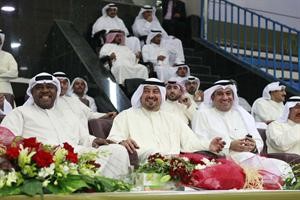 الشيخ طلال الفهد يتوسط احمد الشحومي وناصر صالح