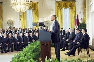 اوباما متحدثا في البيت الابيض امس الاول خلال مؤتمر ضم زعماء مصر والاردن واسرائيل وفلسطين لاطلاق مفاوضات السلام المباشرة	رويترز
﻿