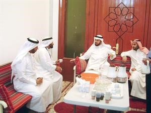 وليد الشعيب يتابع سير التهجد في المركز الرمضاني﻿
