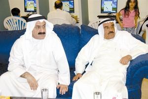 الشيخ علي اليوسف مستقبلا الشيخ فيصل السعود﻿