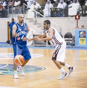 لاعب ازرق السلة صقر عبدالرضا كان بحاجة للمساعدة في مركز صانع اللعب