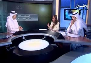 حمد المرزوق ودرولا دشتي خلال برنامج المشهد السياسي في تلفزيون الوطن اول امس﻿