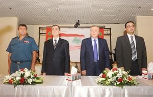  السفيراللبناني دبسام النعماني متوسطا اشرف مكارم ووديع العبسي والملحق العسكري رسلان حلوي
