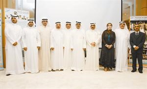 مالخرافي متوسطا اعضاء التجمع المهني الكويتي﻿