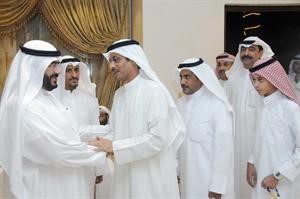حماد مرحبا بضيوفه