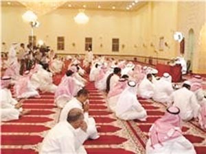 جانب من الحضور في الندوة﻿