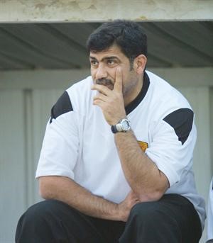 محمد ابراهيم في حيرة قبل مواجهتي العربي والرفاع