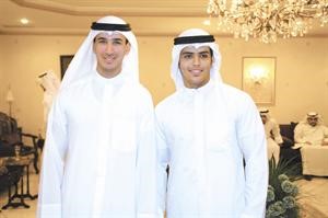 عبدالعزيز ومحمد العتيبي في لقطة تذكارية
