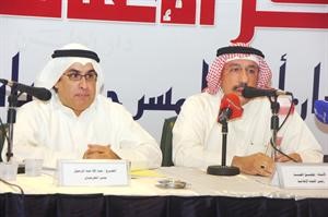مدير المهرجان عبدالله عبدالرسول مع رئيس اللجنة الاعلامية توفيق العيد
﻿