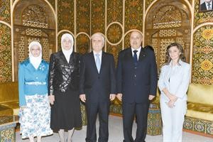 الوزير دتامر الحجة والسفير بسام عبدالمجيد وحرمه وكندة مهنا وحنان مبيضكرم ذياب