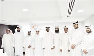 الماجد متوسطا اعضاء الهيئة الشرعية في بنك بوبيان
