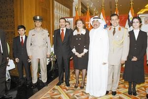 نائب رئيس التحرير الزميل عدنان الراشد مهنئا﻿