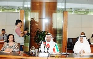 عبد الوهاب الوزان متحدثا للوفد الاميركي خلال المؤتمر الصحافي 
﻿﻿متين غوزال
﻿