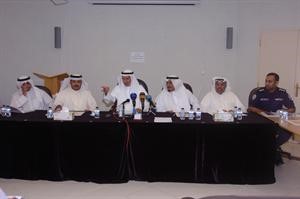 ماحمد المرشد مع الحضور في المؤتمر	قاسم باشا﻿
