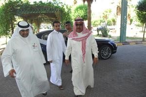 الشيخ جابر الخالد في طريقه لزيارة العفاسي﻿
