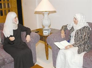 وتحاور جريدة الانباءكرم دياب 