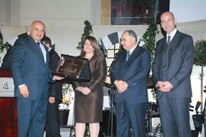  تكريم نائب رئيس اتحاد غرف الصناعة السورية معادل طيارة
﻿
