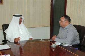 دبراك النون متحدثا للزميل اسامة دياب
