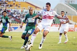 الجهاز الطبي للزمالك يسابق الزمن لتجهيز المهاجم عمرو زكي