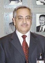 دعبدالرزاق النفيسي