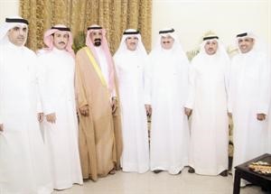خالد بن شوفان ودمهدي العجمي ونايف فيحان ومحمد الحوز ودخالد فلاح والرائد سعود طامي يباركون﻿
