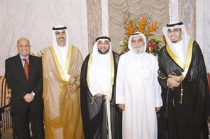 الحاج صالح جوهر وعصام السالوسي يقدمان التهاني﻿