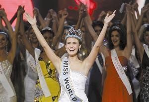 الكسندرا ميلز.. «ملكة جمال العالم 2010»