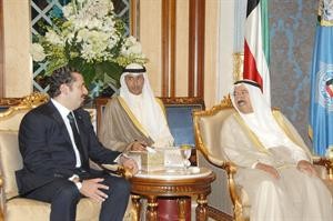 صاحب السمو الامير الشيخ صباح الاحمد مستقبلا رئيس الوزراء اللبناني سعد الحريري