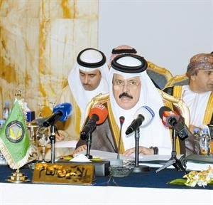 عبدالرحمن العطية مشاركا في الاجتماع﻿