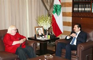 الرئيس سعد الحريري مستقبلا السفيرة الاميركية في لبنان مورا كونيللي امس 	محمود الطويل﻿