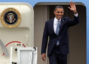 الرئيس الاميركي باراك اوباما لحظة وصوله الى لشبونة لحضور قمة حلف شمال الاطلسي	رويترز﻿