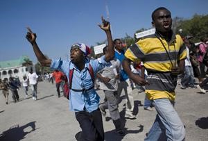 متظاهرون في هاييتي ضد انتشار الكوليرا﻿