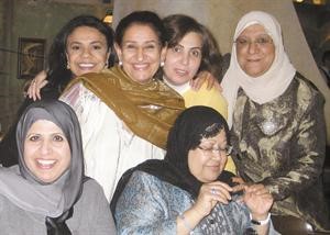 دمعصومة المبارك ودرولا دشتي ودسلوى الجسار والشيخة شيخة العبدالله ودنرمين الحوطي ودنسيمة الغيث في فندق الاقامة