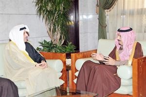 صاحب السمو الملكى الامير سلمان بن عبدالعزيز مستقبلا السفير الشيخ حمد جابر العلى