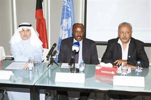 المنسق المقيم للبرنامج الانمائي للامم المتحدة دادم عبدالمولى ودغانم النجار وعلي البغلي
