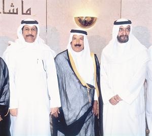 محمد الجاسم وحمد الهرشاني يباركان
﻿