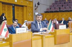 الكليب حينما كان مندوبا للكويت في الجامعة العربية